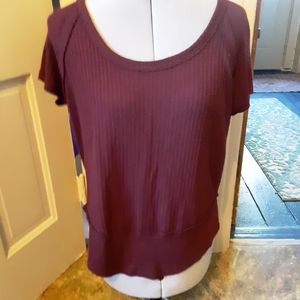 Burgundy thermal top